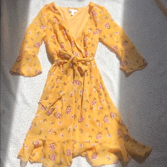LC Lauren Conrad Dresses & Skirts - Floral chiffon dress